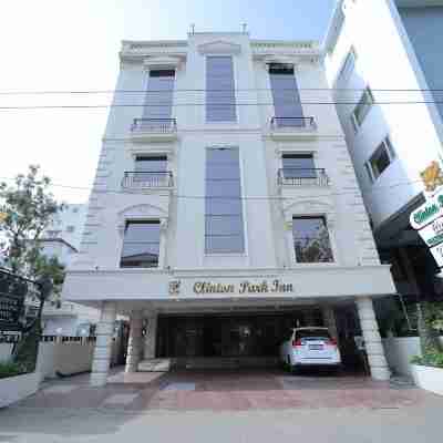 Clinton Park Inn Hotel Exterior