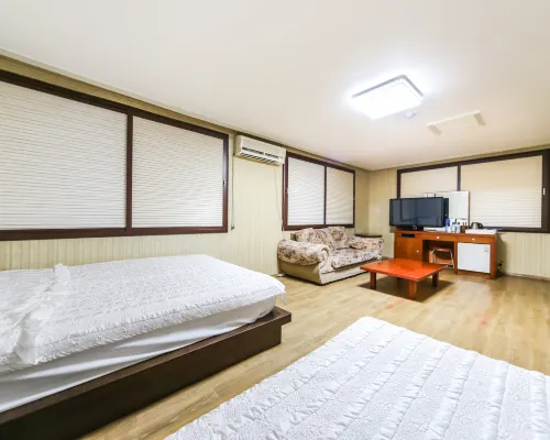 Donghae Maritime Tourism Hotel الغرف Photos