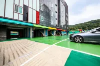 Sacheon Island Hotel - Motels