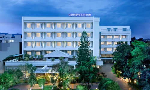 Cenneys Gateway - Pride of Salem