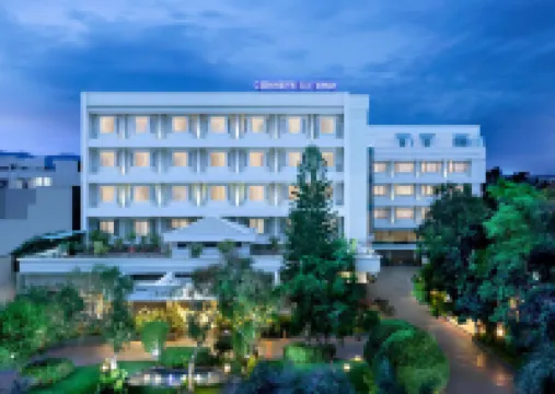 Cenneys Gateway - Pride of Salem