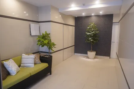 Revision Ebiyama House Отели рядом со станцией JR Shin-Inokuchi Station