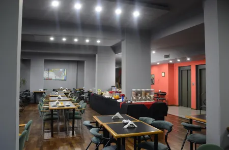 Apart Hotel Alvear Отели в г. Росарио