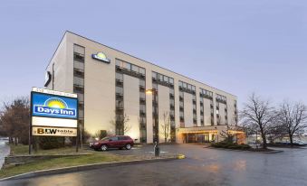Days Inn by Wyndham Ottawa West