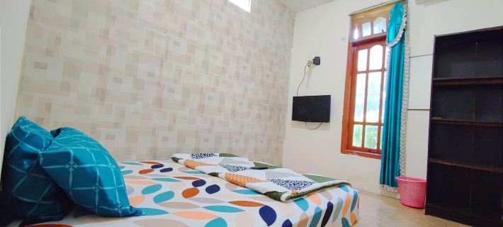West Surabaya Homey Hotels in Sambikerep