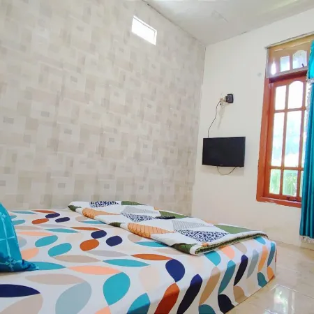 West Surabaya Homey Hotels in Sambikerep