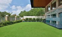 Novotel Jodhpur Iti Circle Отели рядом с достопримечательностью «Sun Temple»