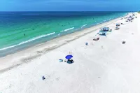 August Sale - Coastal Retreat - Pool • Sundeck • Great Location - Beach
