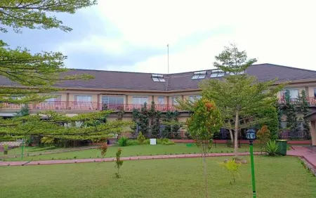 Sere Nauli Hotel Отели в г. Toba Regency