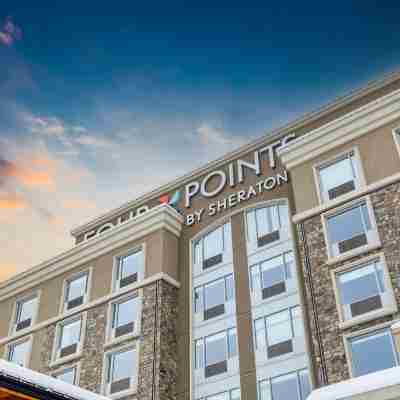 Four Points by Sheraton Kelowna Airport Hotel Exterior