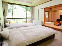 Senjo Onsen Seiryu Hotels near Komaiko Station