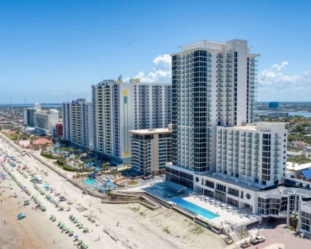 黛通娜大海濱度假村 代託納海灘酒店