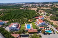 Flor da Laranja, Albufeira by AlgarveBlossom - バルコニー