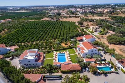 Apartamentos Flor da Laranja, Albufeira by AlgarveBlossom فنادق في Alte