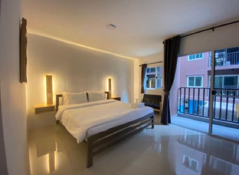 ลิ้ม อพาร์เมนท์