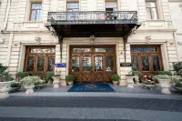 Sapphire City Hotel
