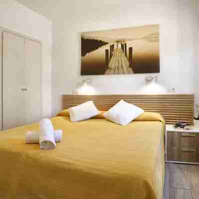 Naika Studios & Apartments Rooms