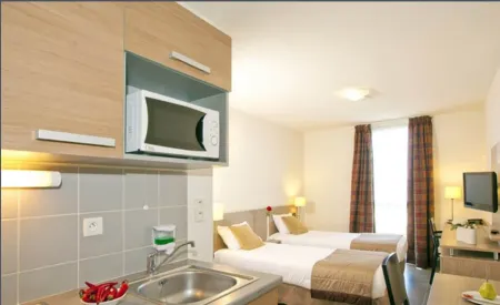 Apparthotel Séjours & Affaires Manosque