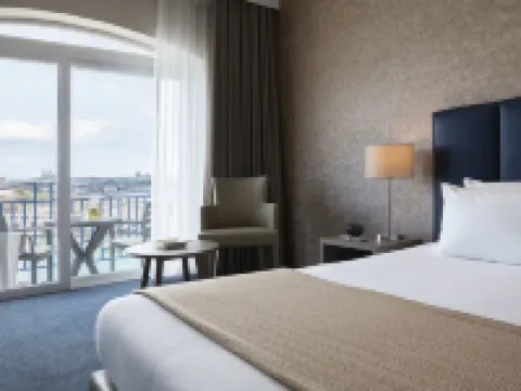 Waterfront Hoteles en Gżira
