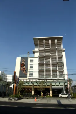 Crystal Lotus Hotel Yogyakarta Các khách sạn ở Sinduadi