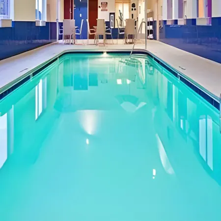 Holiday Inn Express & Suites DICKSON by IHG