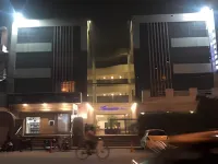 Aman Deluxe Hotel a West Delhi