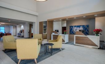 Holiday Inn Express & Suites Cleveland