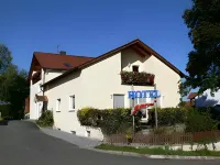 Hotel Garni Kleindienst Các khách sạn ở Kummersbruck