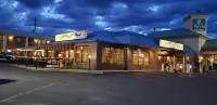 Riviera Inn & Suites 1000 Islands Hotels in der Nähe von Thousand Islands Playhouse