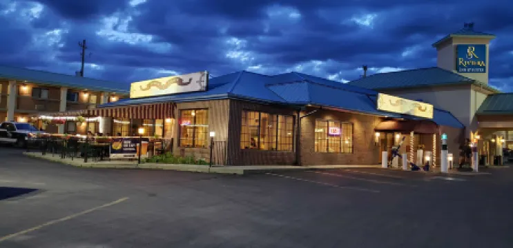 Riviera Inn & Suites 1000 Islands