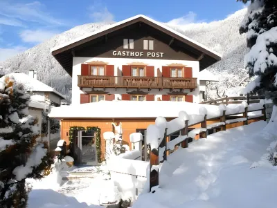 Hotel Gasthaus Post Hotel a Lurches