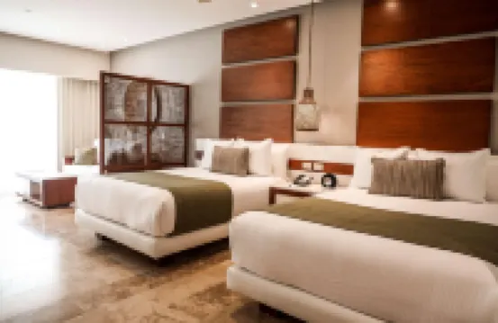 礁湖28飯店及水療中心 – 豪華成人專屬 – 全套房 – 可選全包。