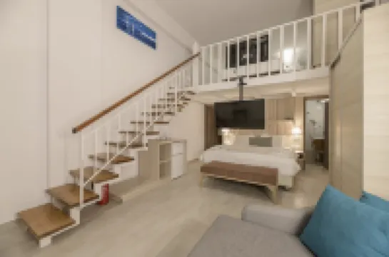 Iakinthos, Tsilivi Beach