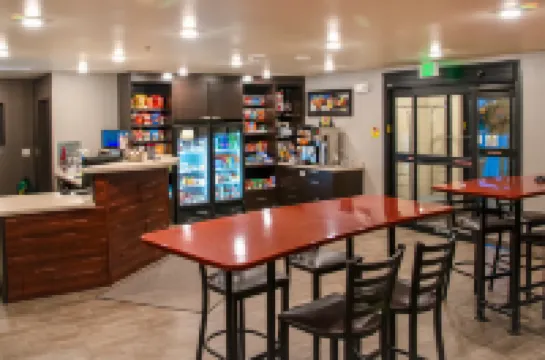 My Place Hotel-Savannah Airport/Pooler, GA