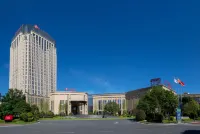 Deluxe Inn & Suites