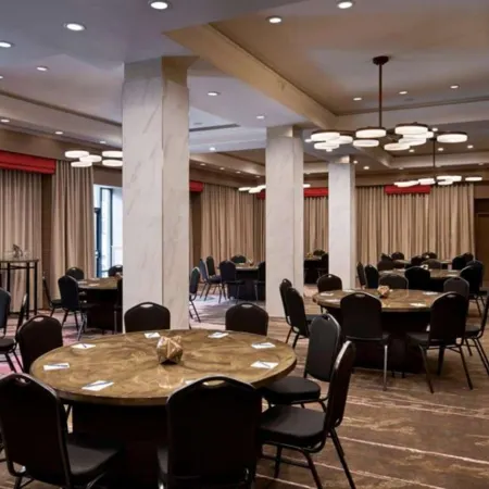 Sonesta Hotel Baltimore Inner Harbor
