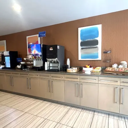 Best Western Erie Inn  Suites
