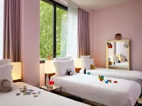 Mama Shelter Bordeaux Hotels in Bordeaux