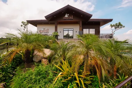 The Nest Resort & Campground Отели рядом с достопримечательностью «Мега Сентер»