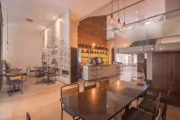 RedDoorz Plus @ Cipaganti Street 3 Hotels in Bandung Wetan