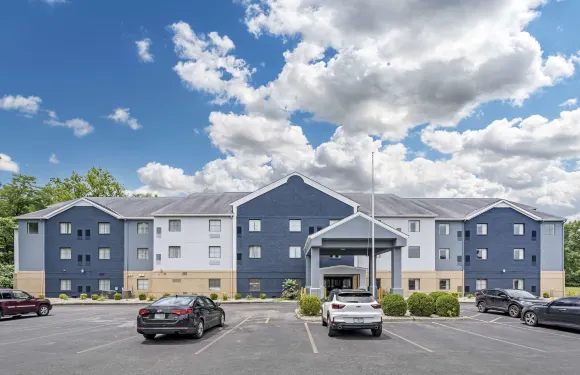 皮克林頓，OH的鄉村旅館和套房，由Radisson提供