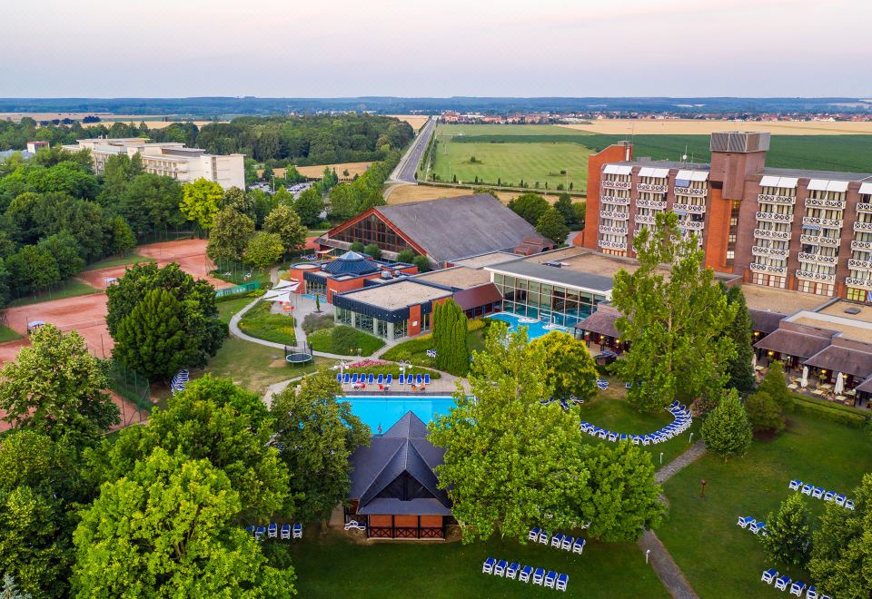 hotel overview picture