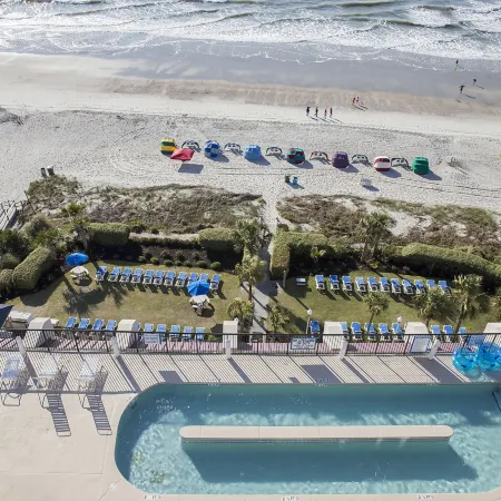 Grande Shores Ocean Resort
