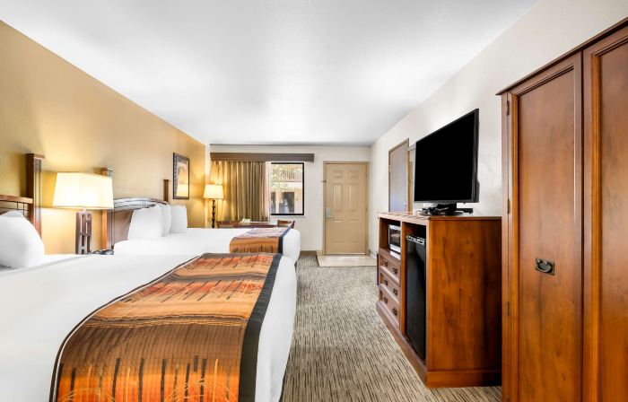 Best Western Grande River Inn  Suites