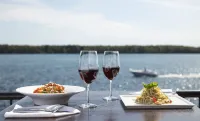 Crowne Plaza NIAGARA FALLS NY - RIVERSIDE by IHG - breakfast