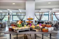 Atrium Hotel - breakfast