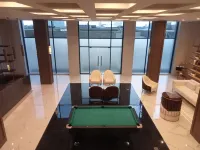 Big and Cozy Loft 3Br Kingland Avenue Apartment Hotels in Pakulonan