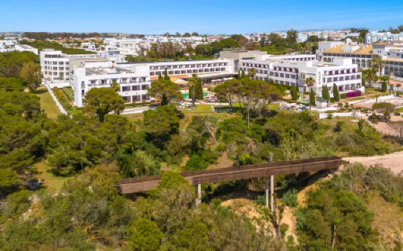 ホテル フエルテ コニル コスタルス スパ