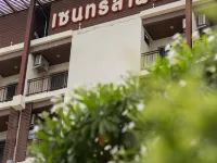 中央廣場服務式公寓飯店 道德天靈宮附近的飯店