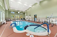 Comfort Inn & Suites Creswell - Swimmingpools